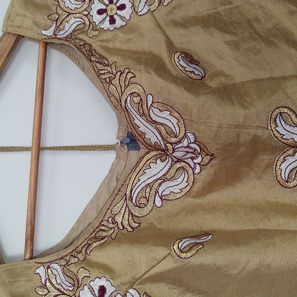 Indian Choli Crop Top Embroidered  Embellished Handmade sz Small - Picture 7 of 17